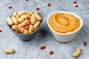 How to make peanut butter at home (3 ingredients)